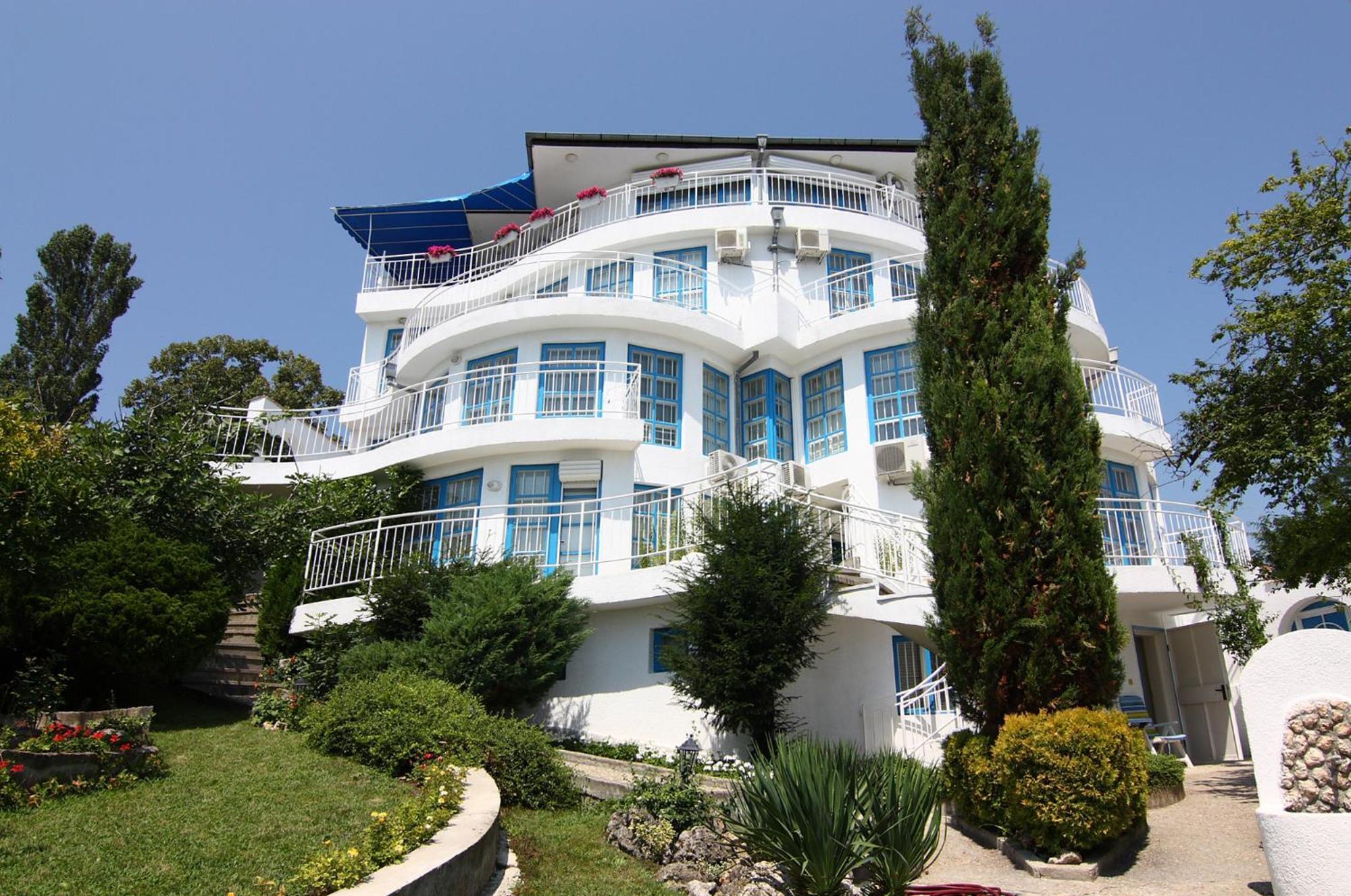 Villa White Dove Golden Sands Bagian luar foto