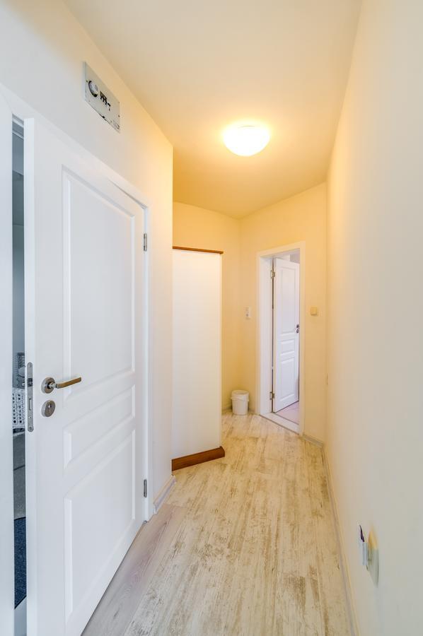 Villa White Dove Golden Sands Bagian luar foto
