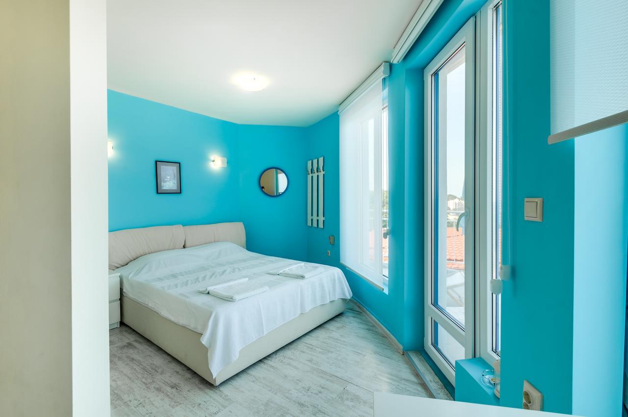 Villa White Dove Golden Sands Bagian luar foto