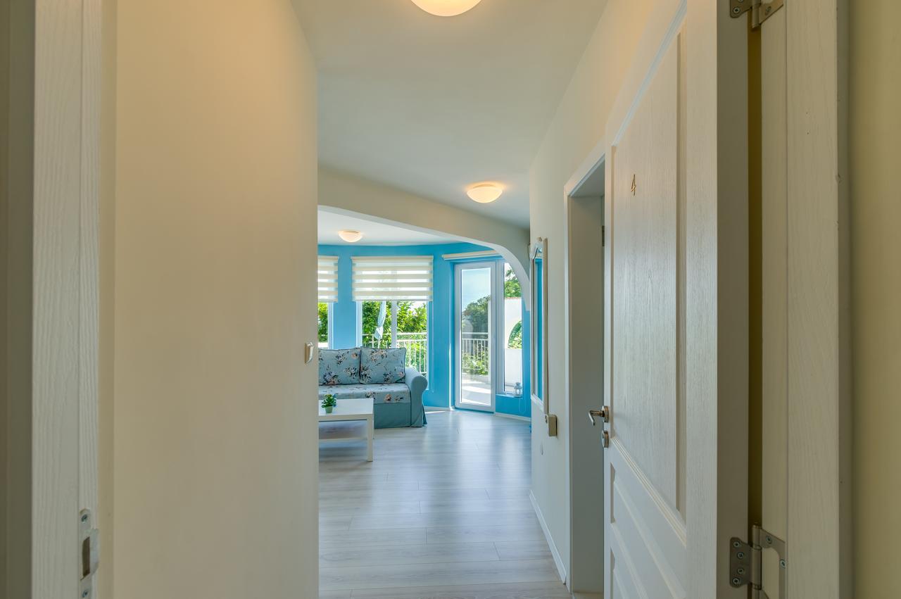 Villa White Dove Golden Sands Bagian luar foto