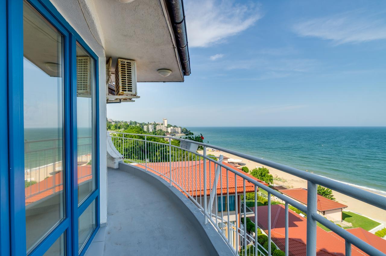 Villa White Dove Golden Sands Bagian luar foto