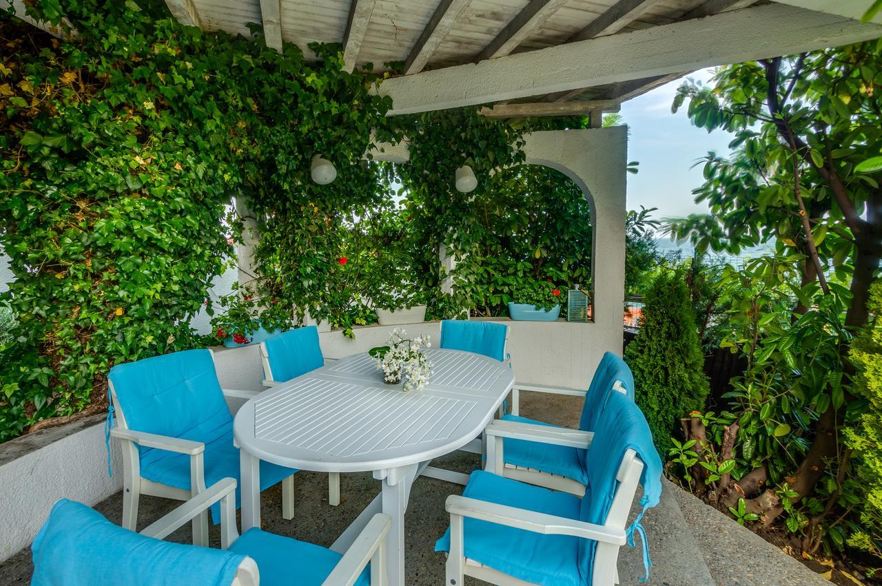 Villa White Dove Golden Sands Bagian luar foto