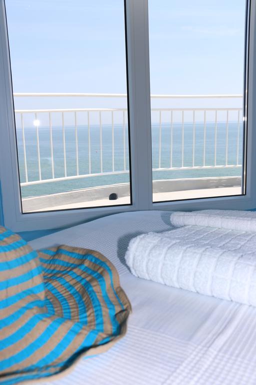Villa White Dove Golden Sands Ruang foto